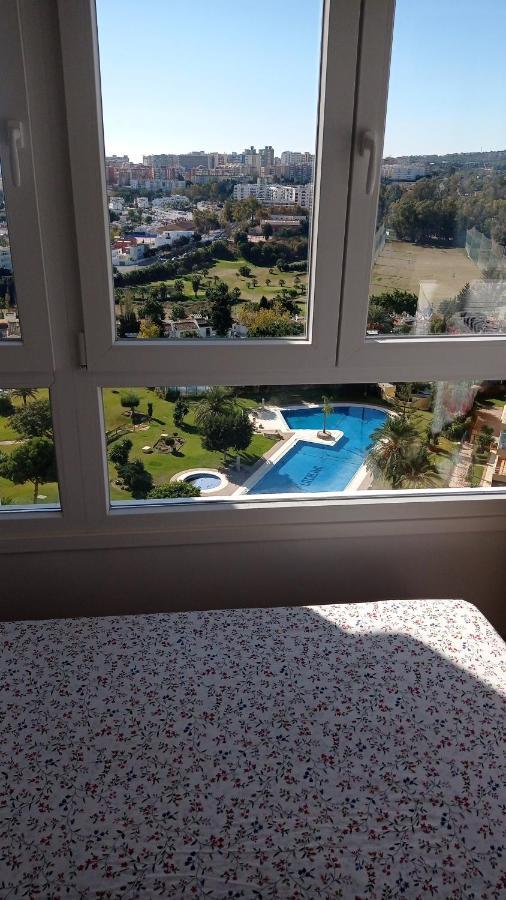 Estudio En La Colina Zona Playamar توريمولينوس المظهر الخارجي الصورة